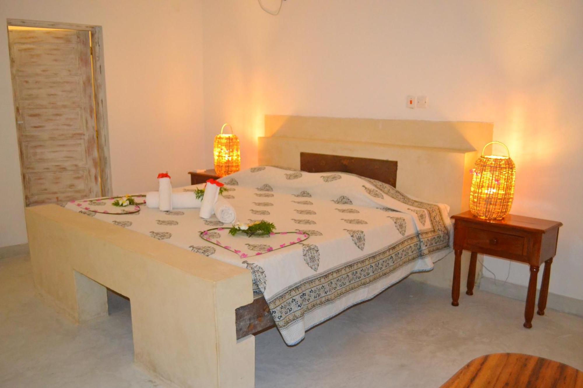 Aquarius Club Hotel Watamu Exterior photo