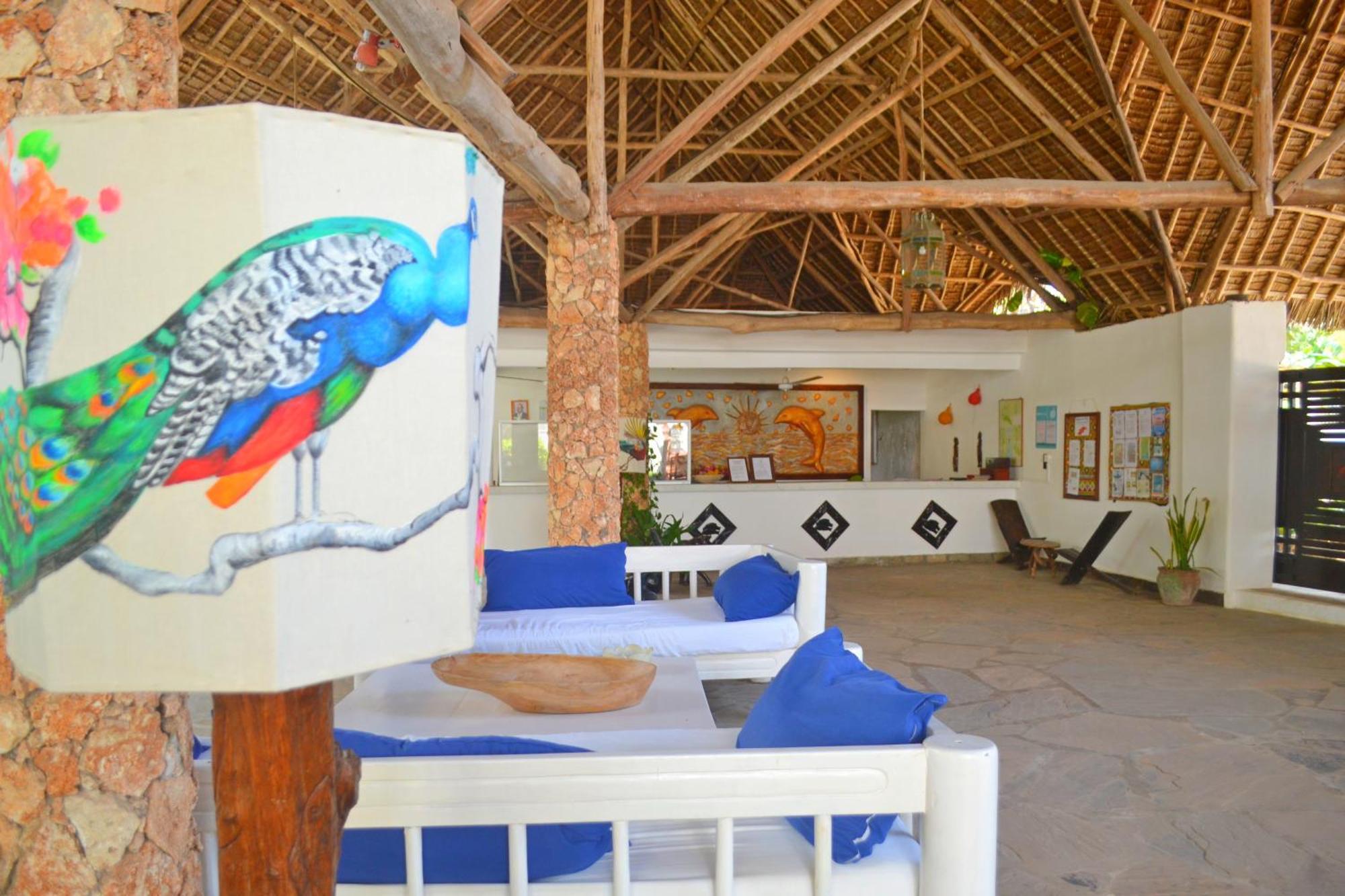 Aquarius Club Hotel Watamu Exterior photo